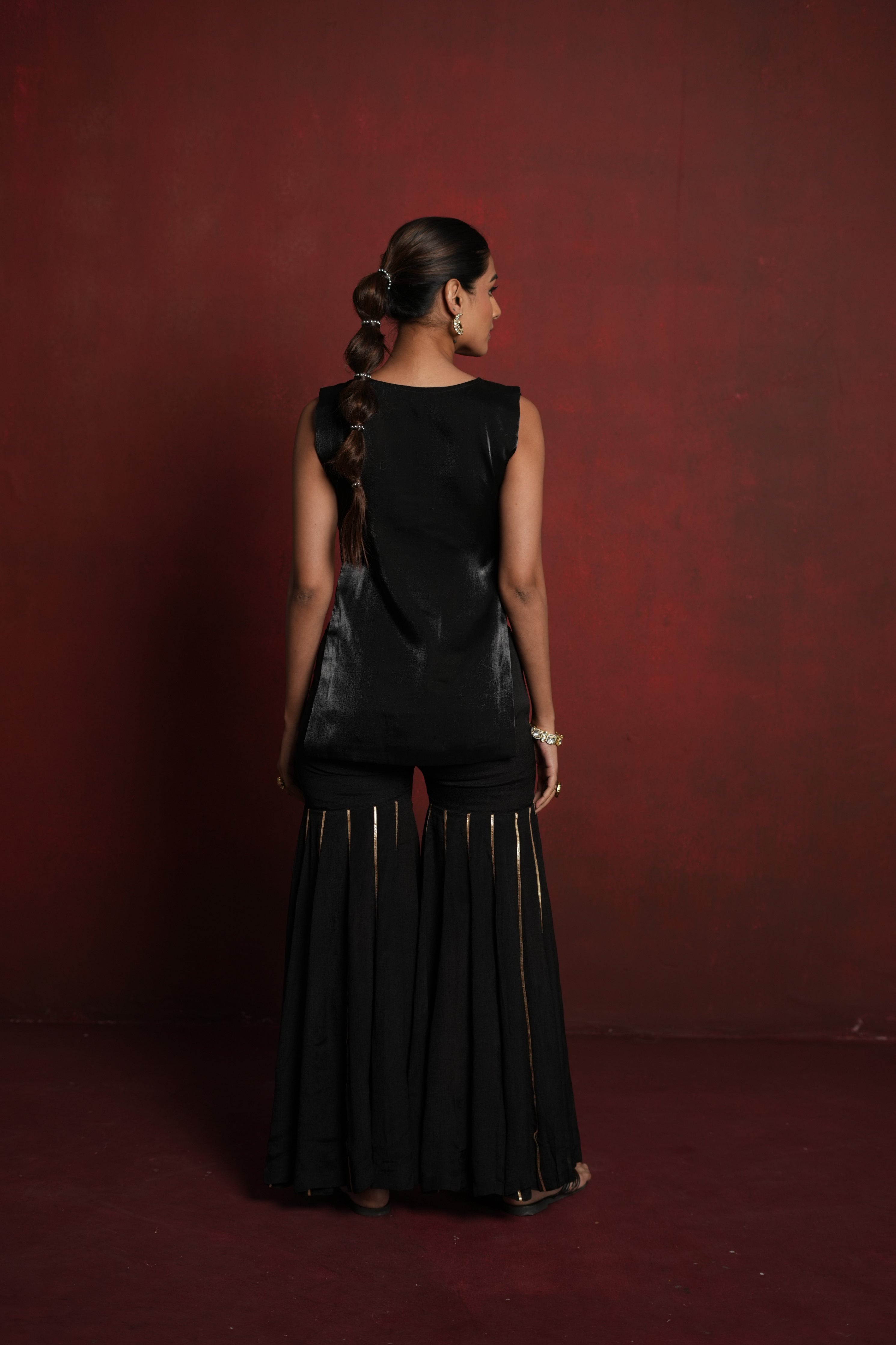 Trisha suit Black