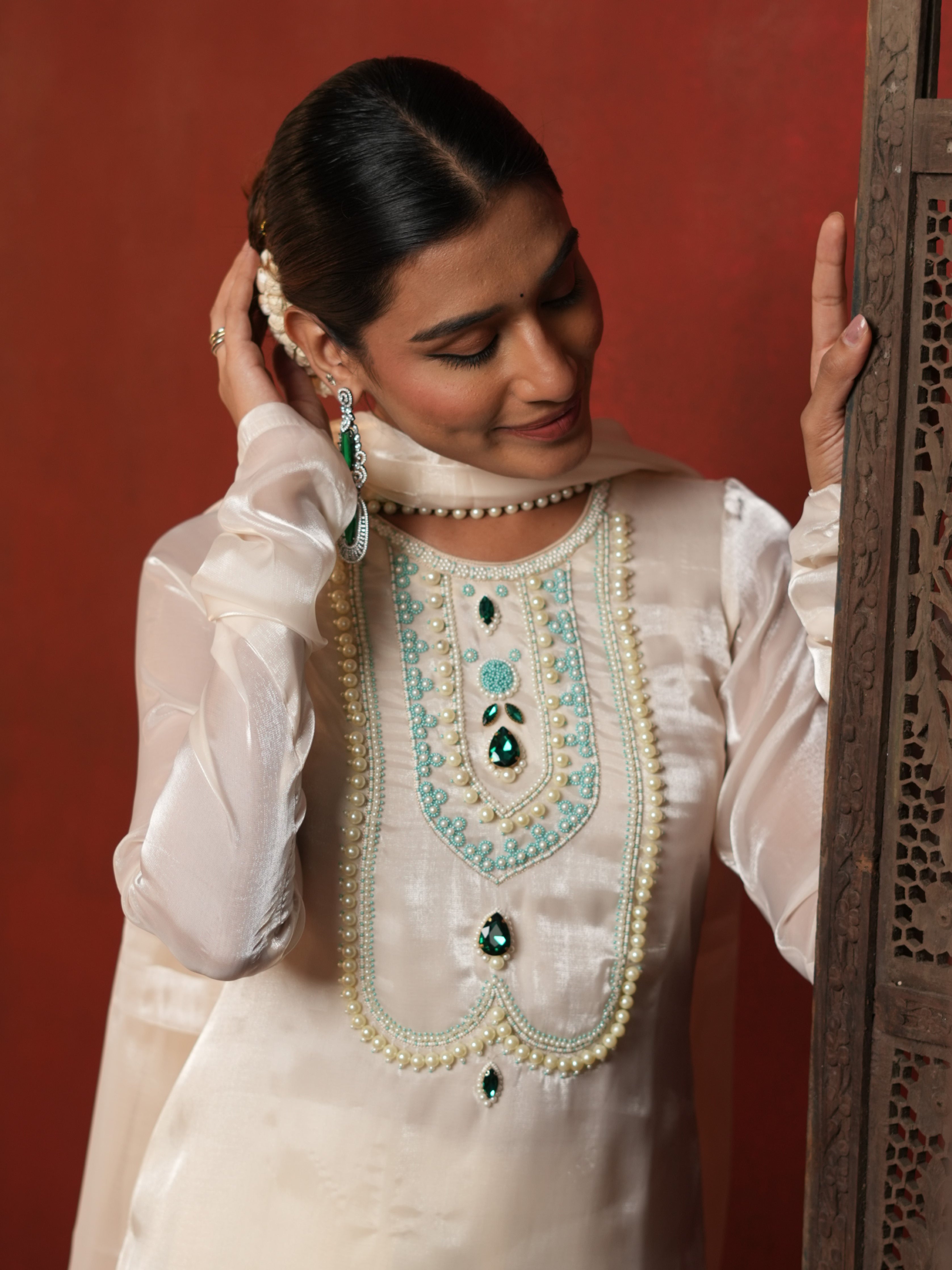 Hansika suit Off White
